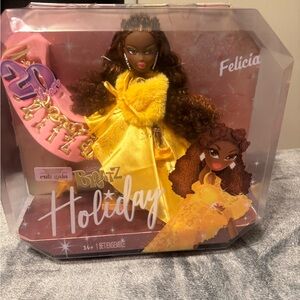 Bratz Holiday Felicia Doll in Yellow Dress